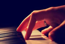 足球——西甲:巴塞罗那胜奥萨苏纳.